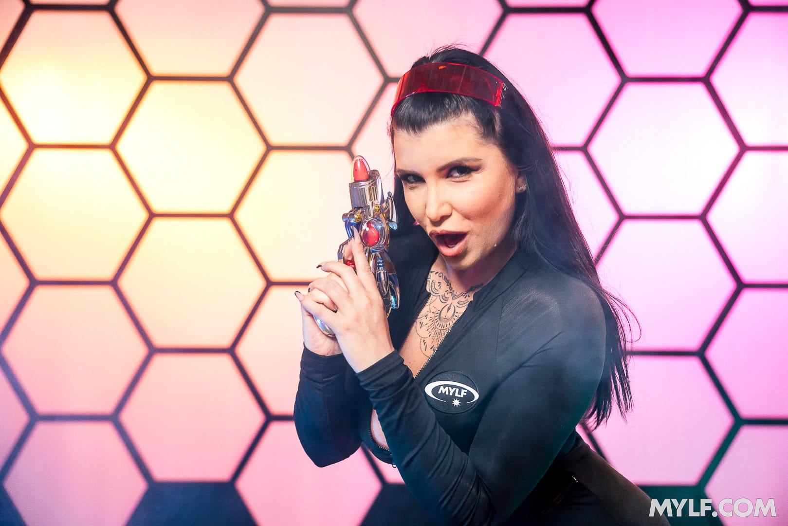 Sexy MILF Romi Rain takes down tight black dress exposing her big ass and boobs