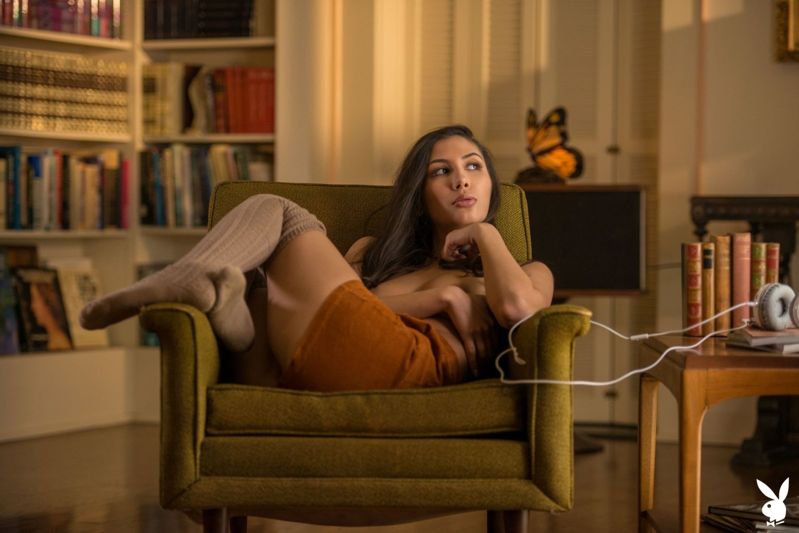 Gianna Dior feeling super relaxed listening to music
