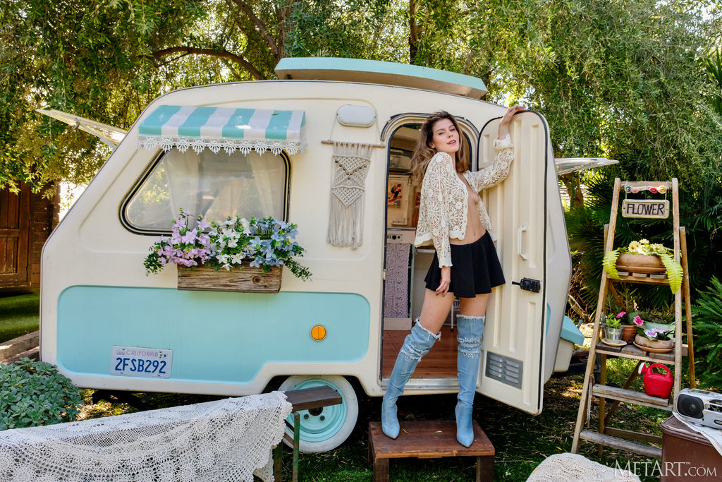 Vanessa Paris Enjoy That Carefree Vacation Vibe