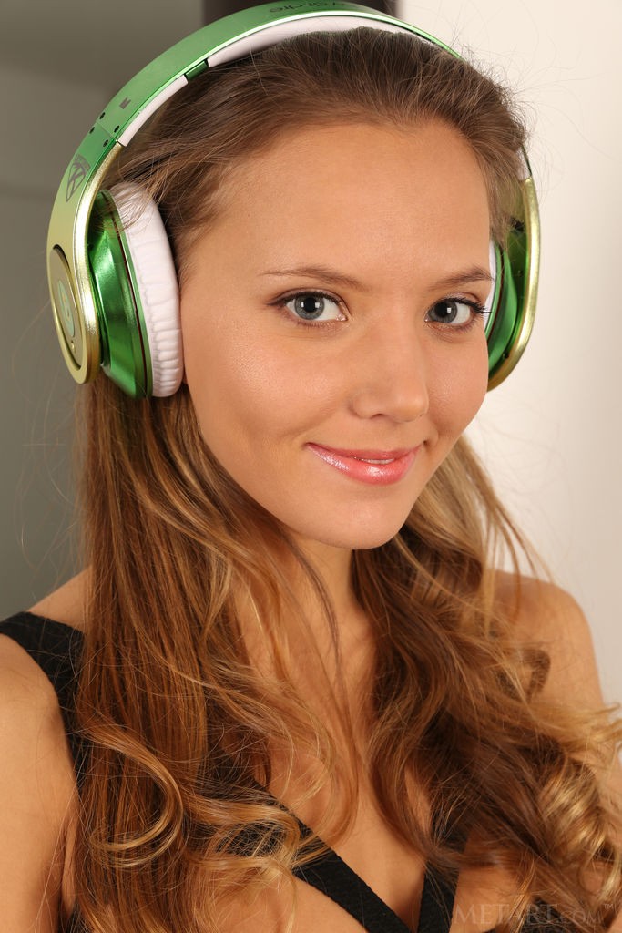 Mango A - Music lover teen babe dances around and gets naked at home