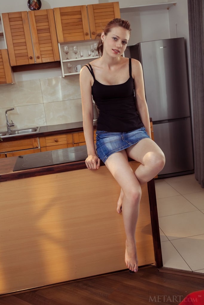Shirley Tate - Yummy chick shows off pussy, butt and tits in the kitchen