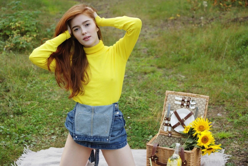 Jia Lissa - Redheaded beauty has fun with sunflowers naked outside