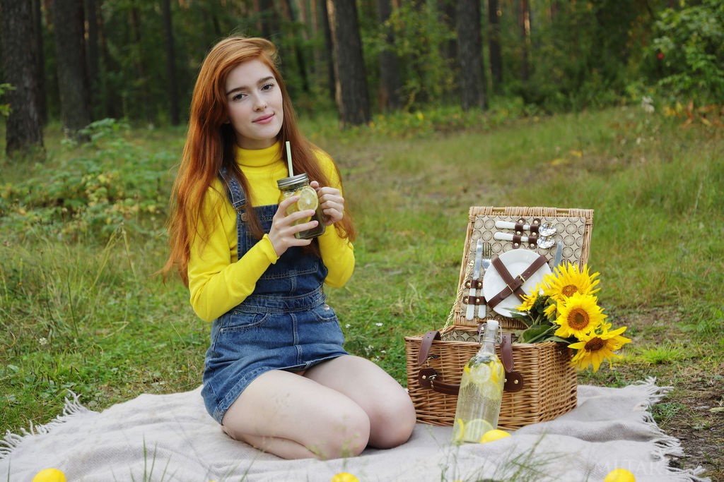 Jia Lissa - Redheaded beauty has fun with sunflowers naked outside