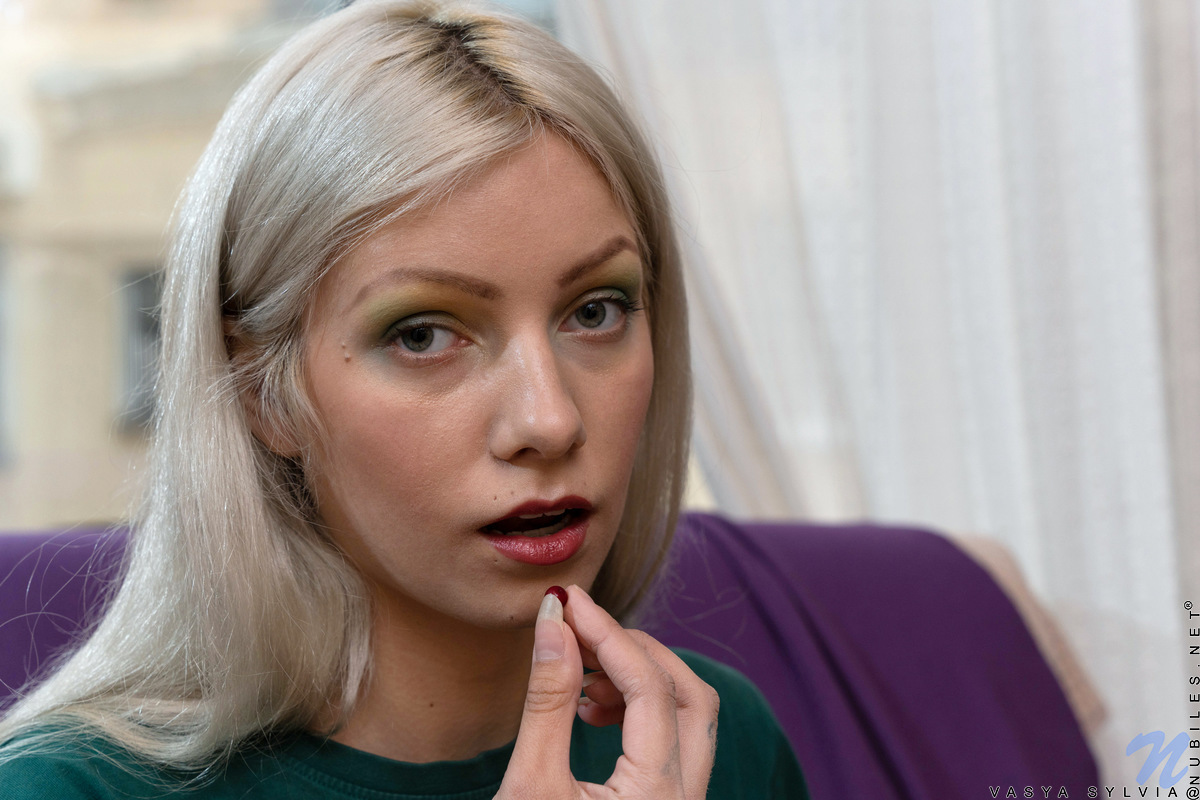 Vasya Sylvia Short Russian Cutie Has Curves In All The Right Places - Nubiles